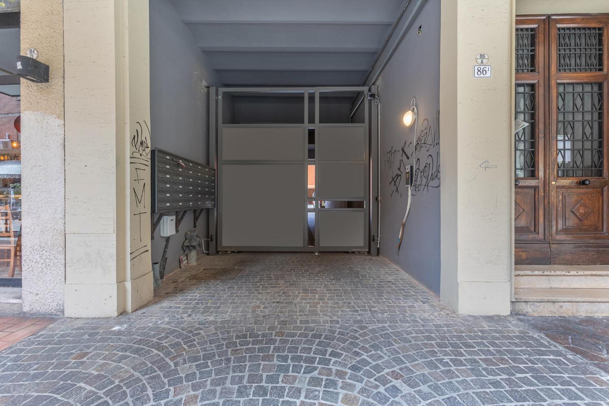 Academy Of Fine Arts -Modern Apt. With Balcony! Bologna Exterior foto